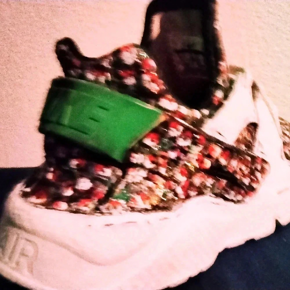 Copy-Custom Nike huaraches pokemon main image 5